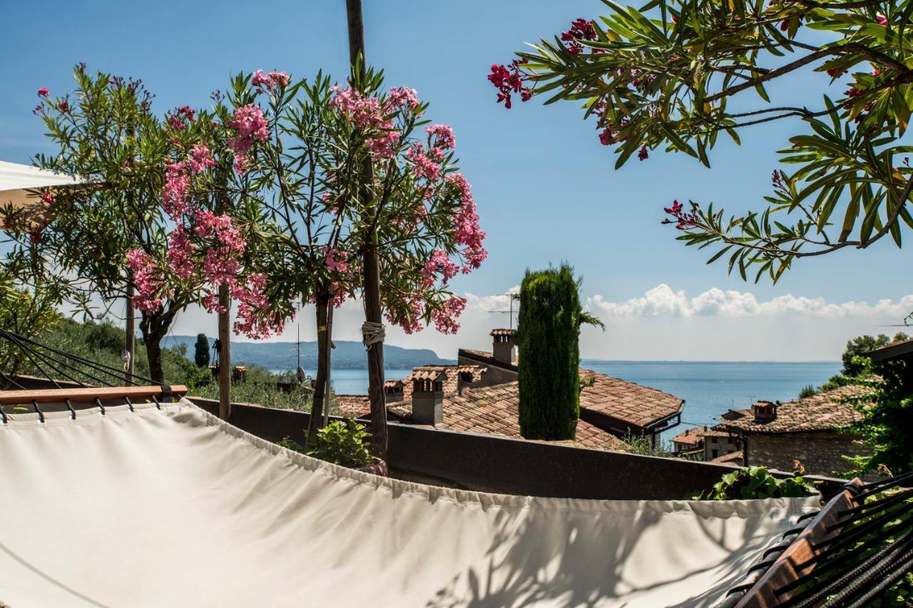 La Loggia - Vista Lago E Terrazza Gardone Riviera Exterior foto
